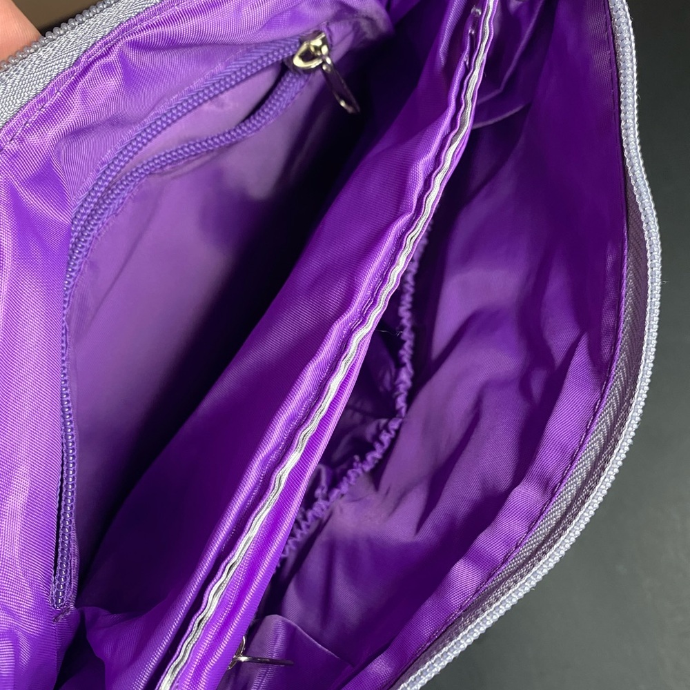 Sarah Wells MHeart Bag Gray Purple Crossbody Bag Zip Closure - Picture 6 of 7